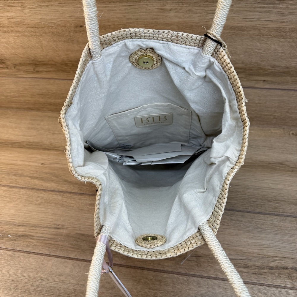 BTB Los Angeles Shoulder Tote Natural Raffia Weaved Made in Madagascar NWT - Picture 4 of 8